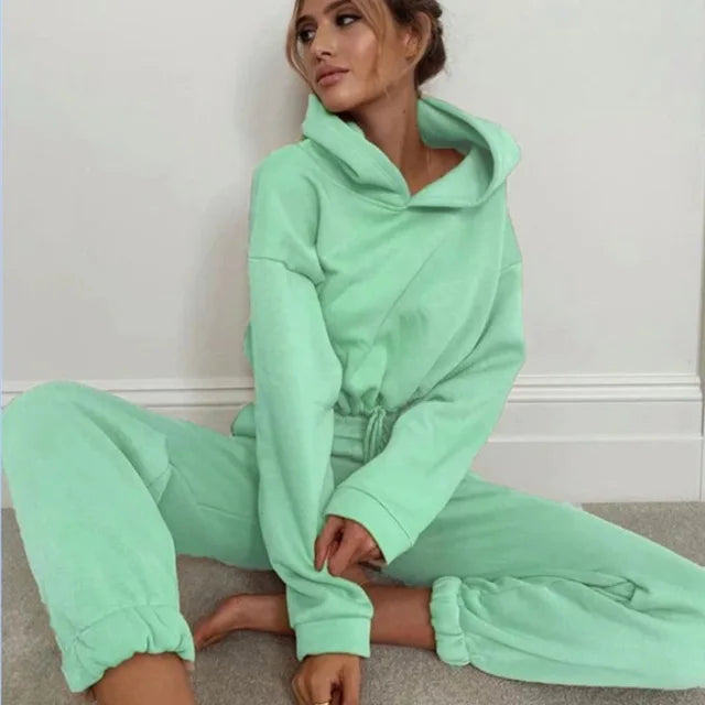 Chic Women's Tracksuit Set