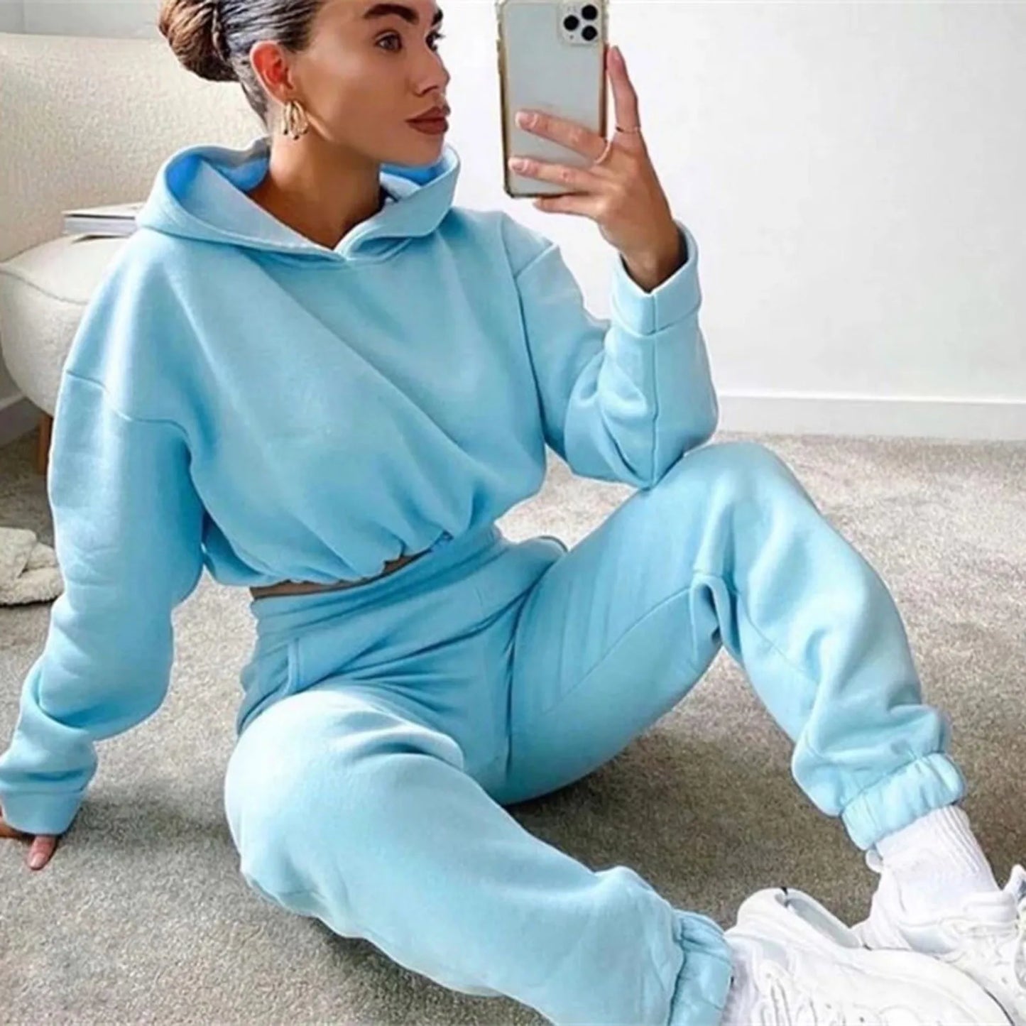 Chic Women's Tracksuit Set